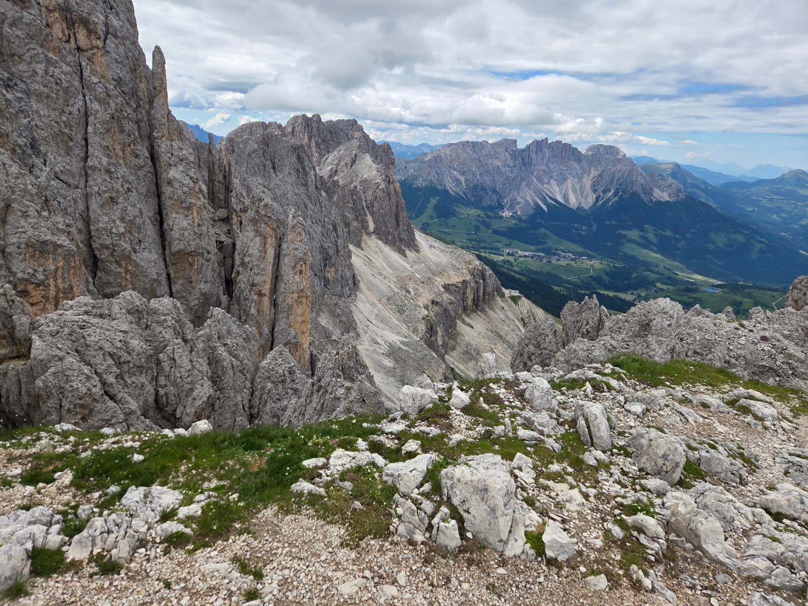 Rock walls and mountain valleys in the Dolomites