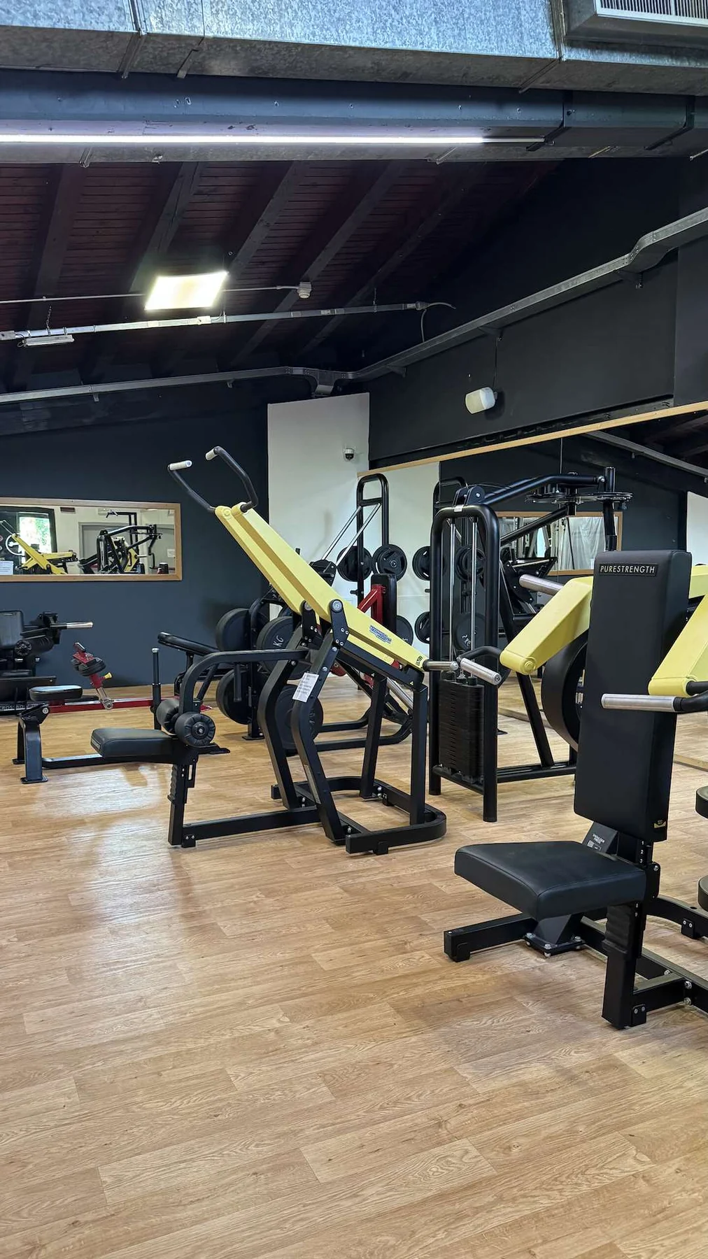 Gym & CrossFit — photograph 1 of 7