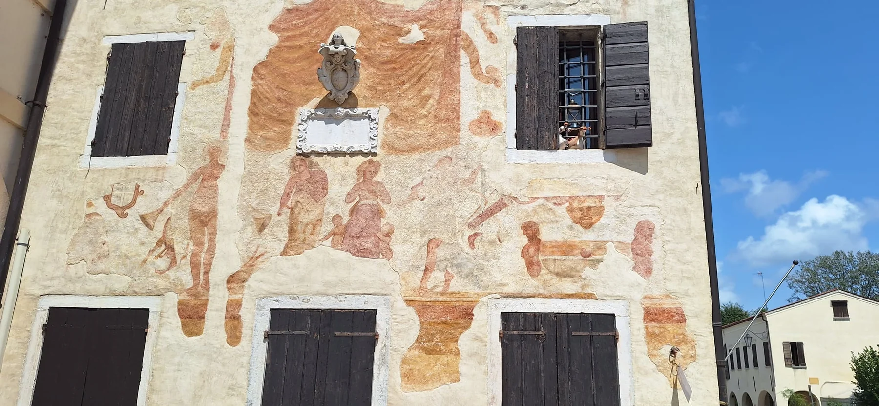 Frescoed historic house in Portobuffolè